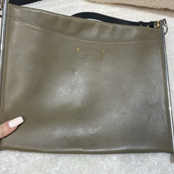 Chloe Medium Roy Clutch - Picture 5 of 14